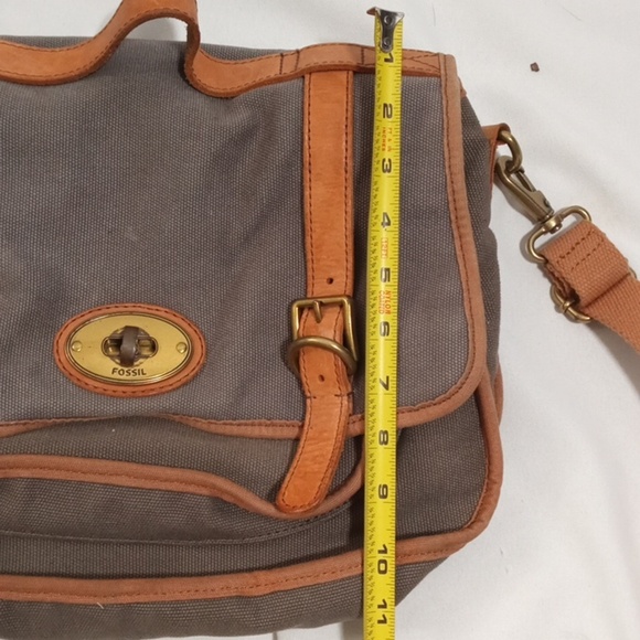 Fossil Canvas Leather Flap Closure Pocket Adjustable Strap Messenger Bag - Picture 11 of 12